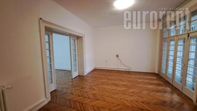 Office space, 140 m<sup>2</sup>