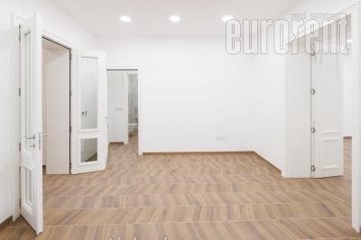 Poslovni prostor, 121 m<sup>2</sup>